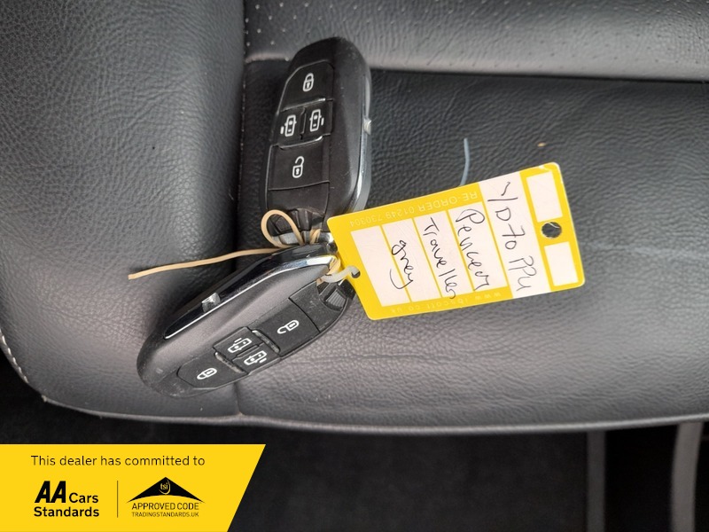 Used Peugeot Traveller 2020 for sale - 77129207: Photo 15