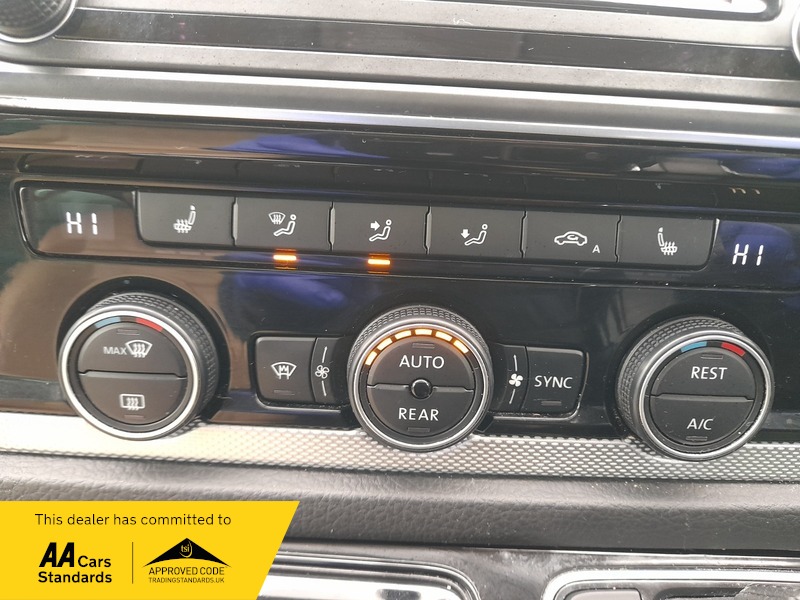 Used Volkswagen Caravelle 2017 for sale - 76821373: Photo 12