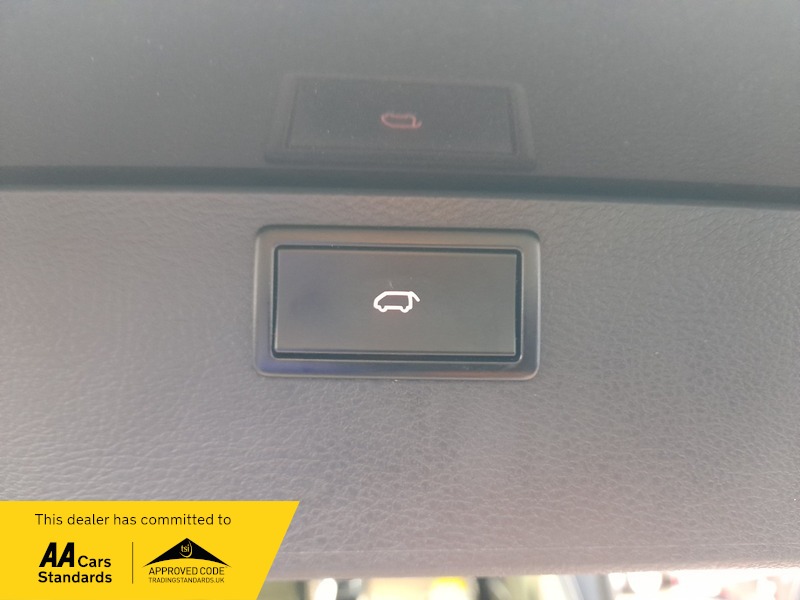 Used Volkswagen Caravelle 2017 for sale - 76821373: Photo 23