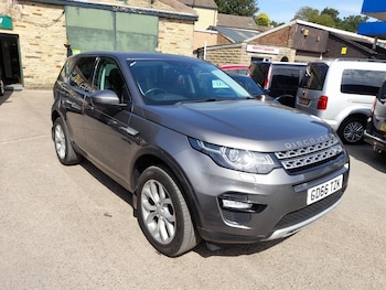 Used Land Rover Discovery Sport 2016 for sale - 75574219: Photo