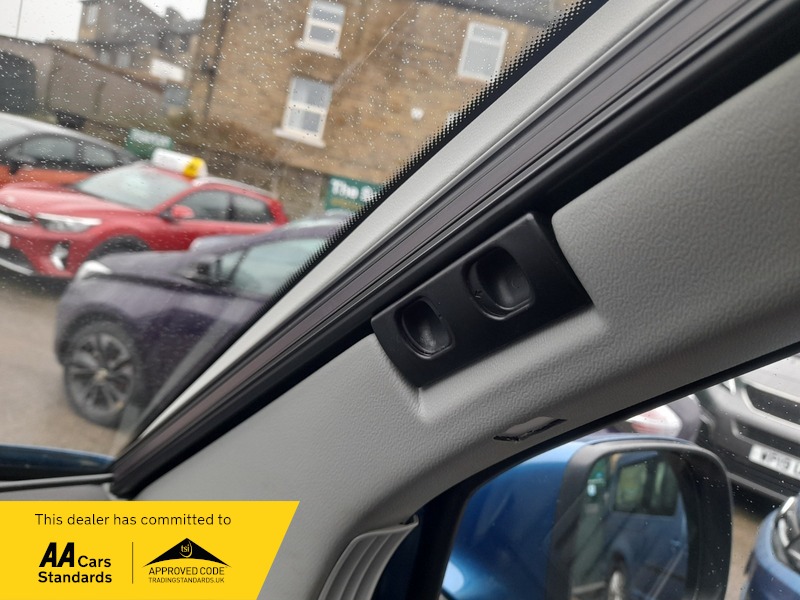 Used Volkswagen Transporter 2012 for sale - 77452730: Photo 21