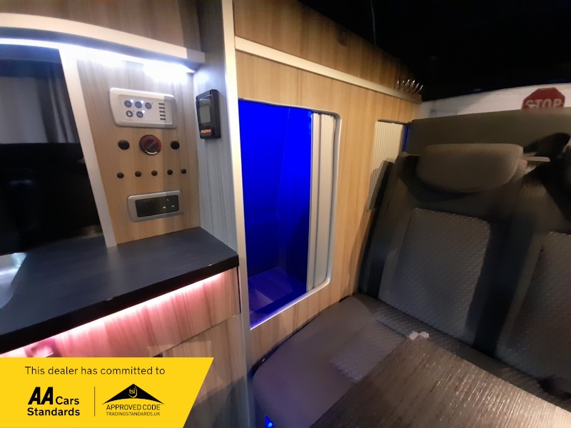 Used Volkswagen Transporter 2012 for sale - 77452730: Photo 45