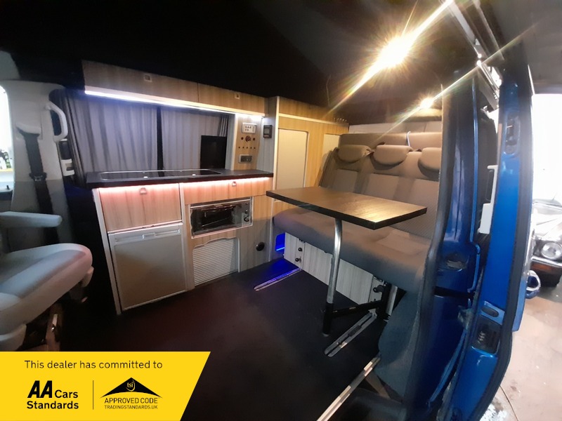 Used Volkswagen Transporter 2012 for sale - 77452730: Photo 49