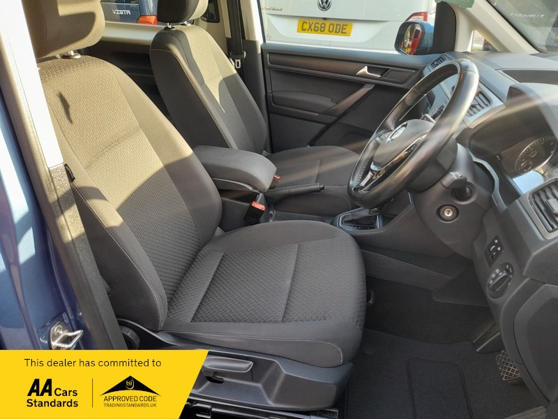 Used Volkswagen Caddy Maxi Life 2020 for sale - 77384901: Photo 16