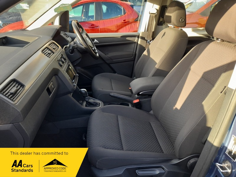 Used Volkswagen Caddy Maxi Life 2020 for sale - 77384901: Photo 24