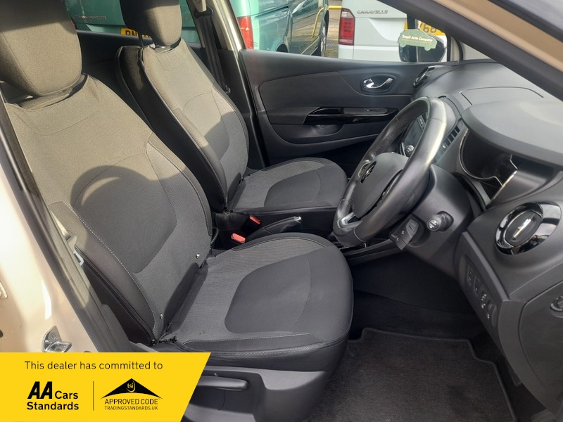 Used Renault Captur 2016 for sale - 76836728: Photo 16