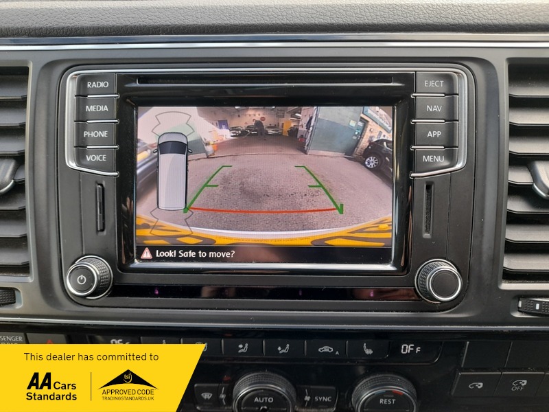 Used Volkswagen Caravelle 2018 for sale - 76346159: Photo 11