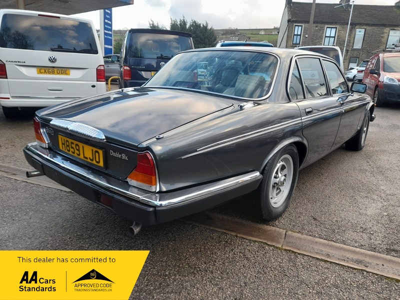 Used Daimler Double Six 2024 for sale - 76884551: Photo 9