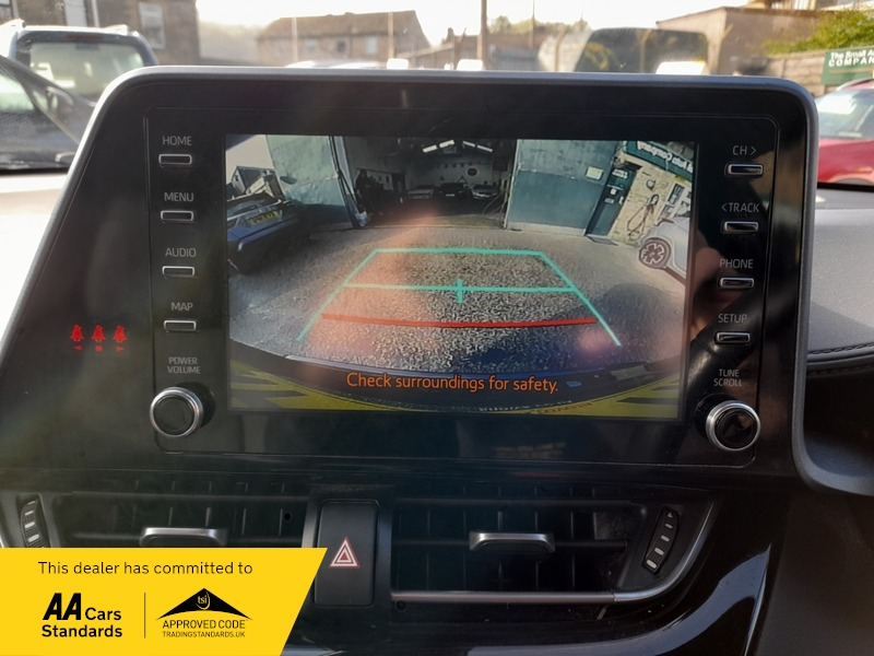 Used Toyota C-HR 2020 for sale - 76069321: Photo 11