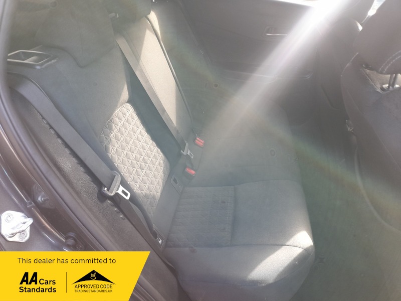 Used Toyota C-HR 2020 for sale - 76069321: Photo 15