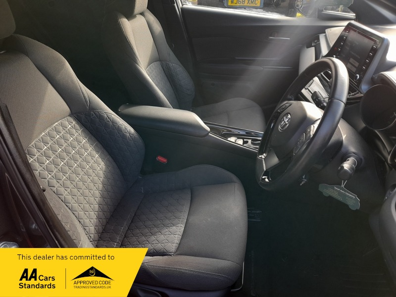 Used Toyota C-HR 2020 for sale - 76069321: Photo 16