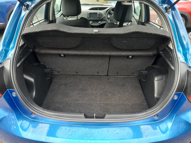 Used Toyota Yaris 2017 for sale - 76712182: Photo 18