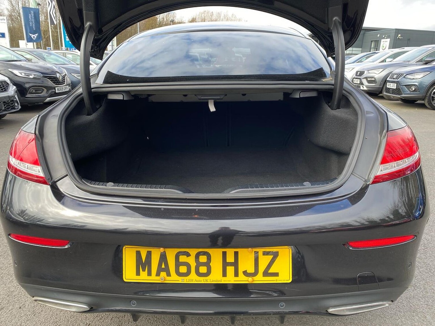 Used Mercedes-Benz C Class 2018 for sale - 78195627: Photo 17