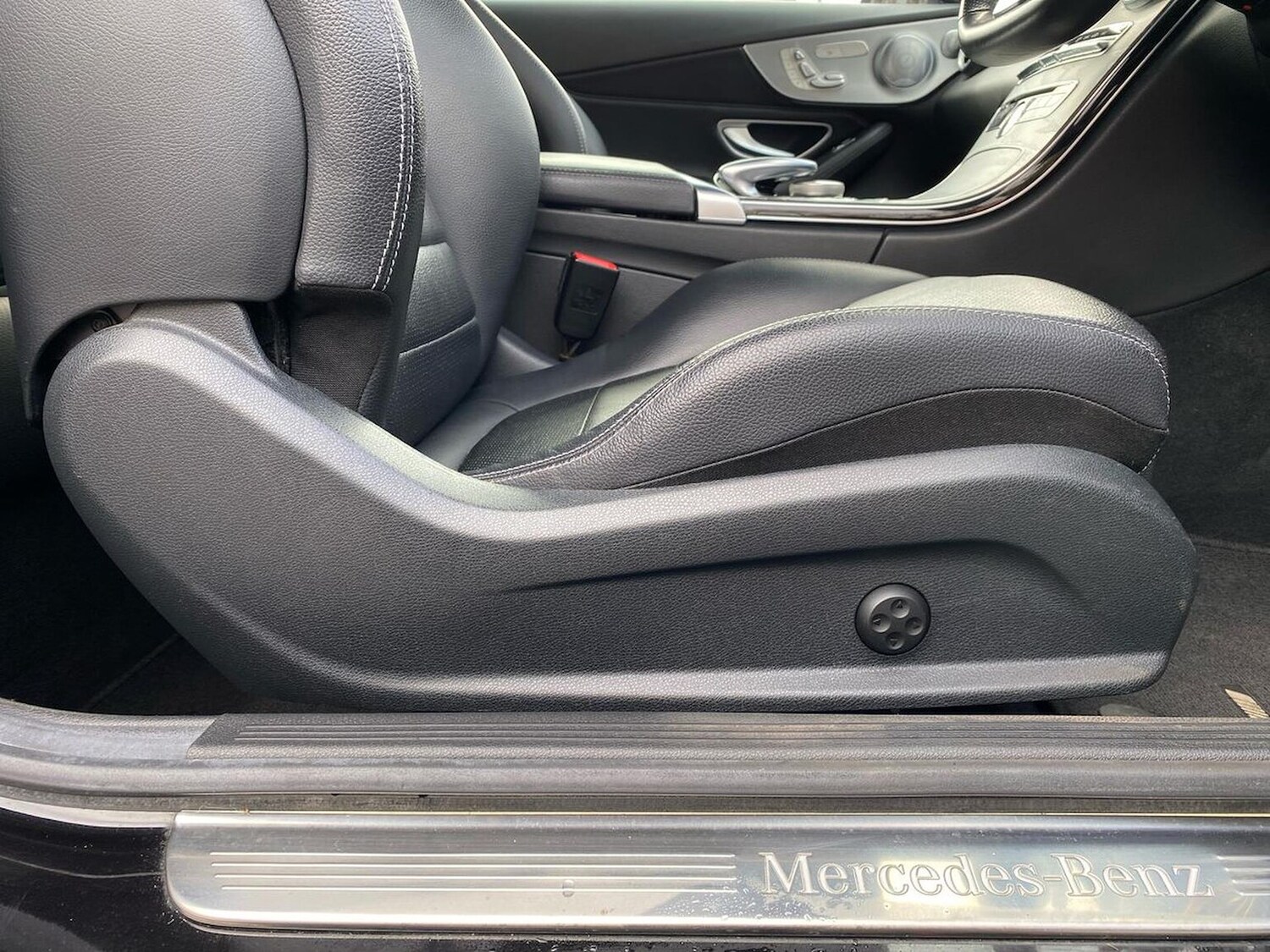 Used Mercedes-Benz C Class 2018 for sale - 78195627: Photo 30