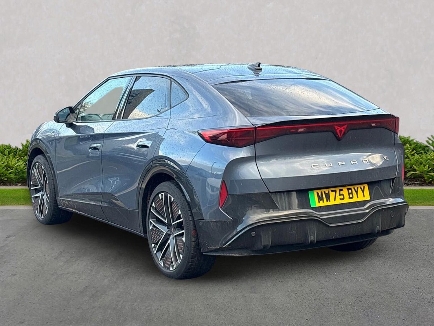 Used Cupra Tavascan 2025 for sale - 77488334: Photo 2