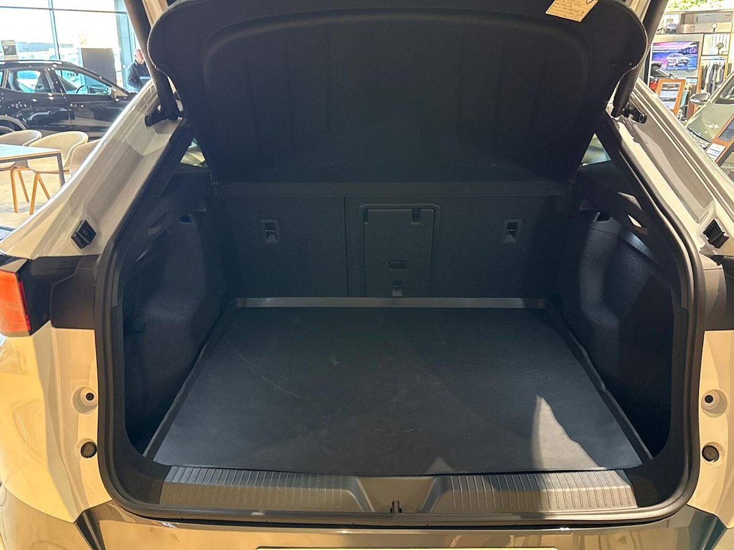 Used Cupra Tavascan 2025 for sale - 76638858: Photo 17