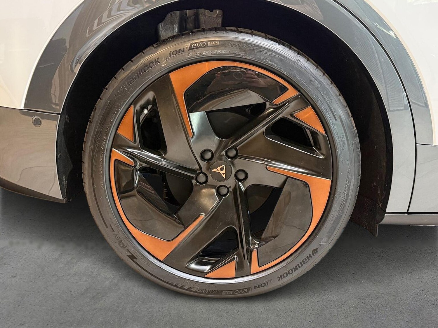 Used Cupra Tavascan 2025 for sale - 76638858: Photo 6