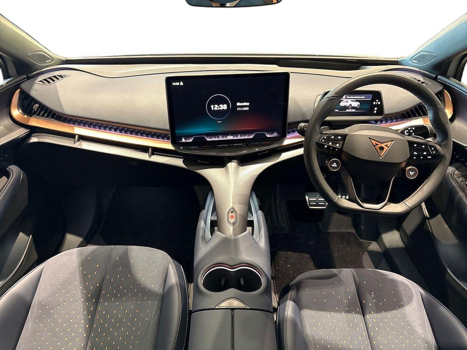 Used Cupra Tavascan 2025 for sale - 76638858: Photo 8