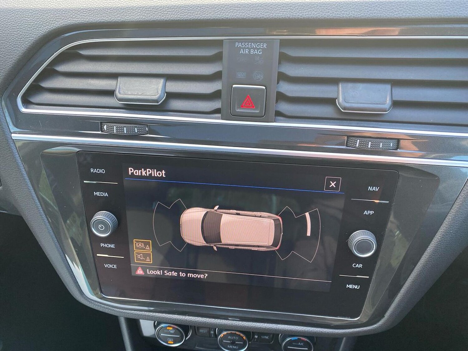 Used Volkswagen Tiguan 2018 for sale - 77488315: Photo 25