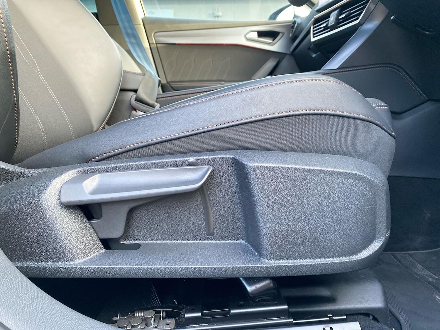 Used Cupra Leon 2025 for sale - 77775129: Photo 30