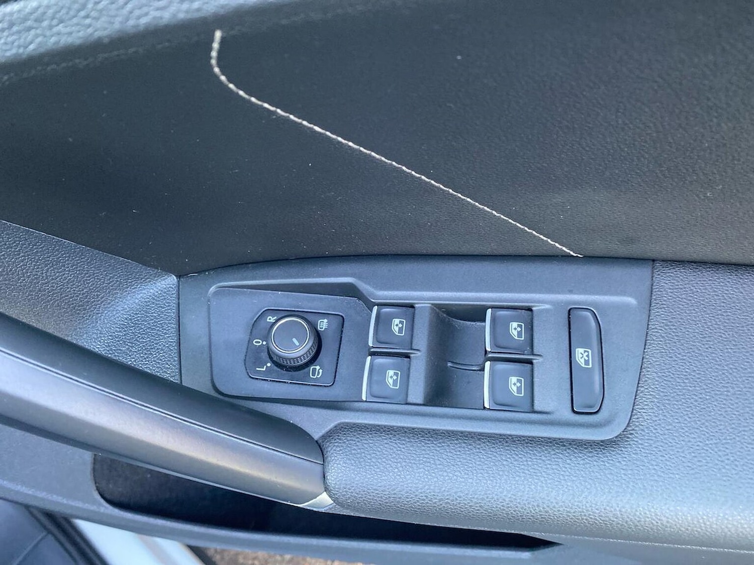 Used Volkswagen Tiguan 2018 for sale - 77019479: Photo 23