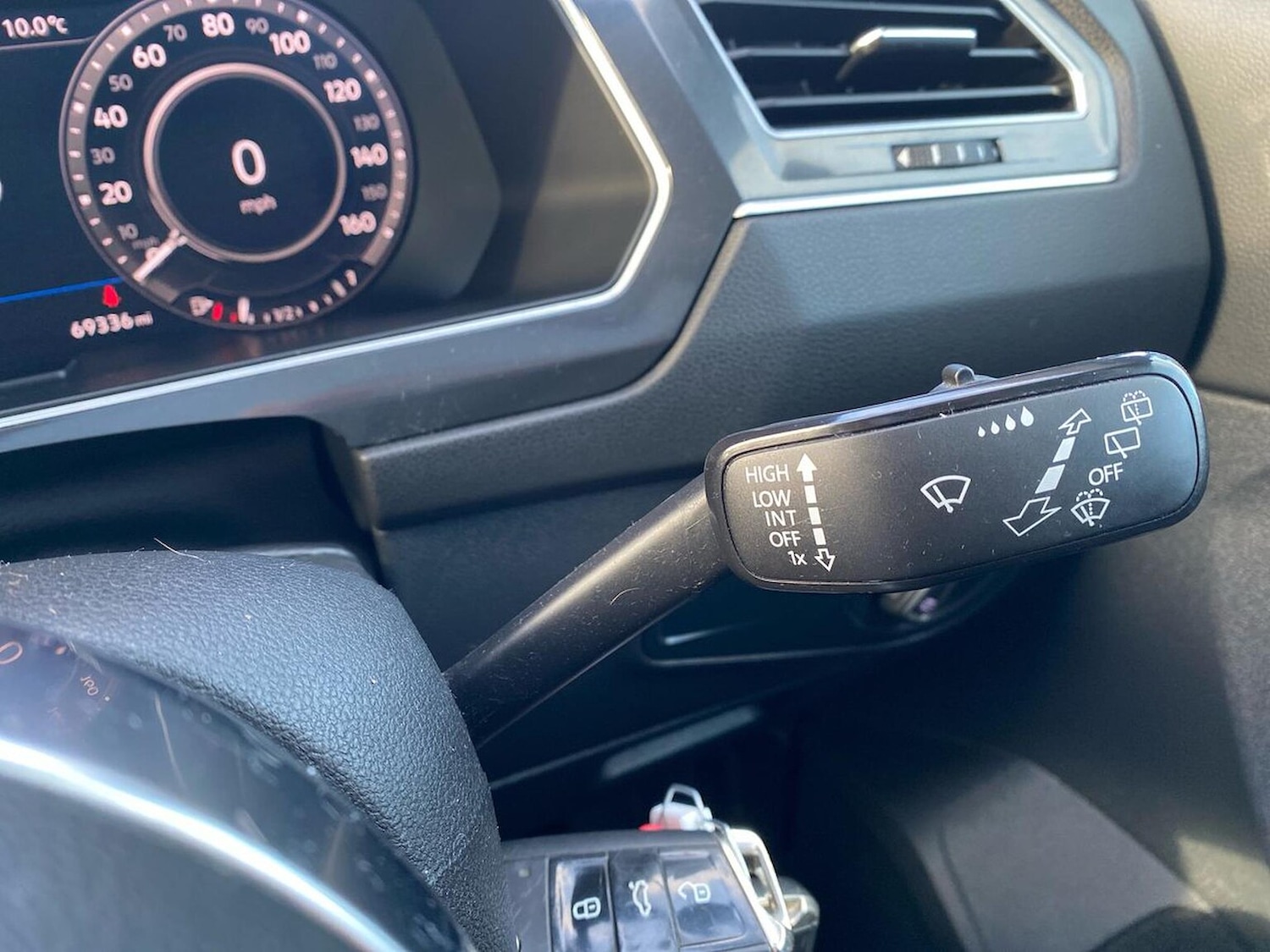 Used Volkswagen Tiguan 2018 for sale - 77019479: Photo 30