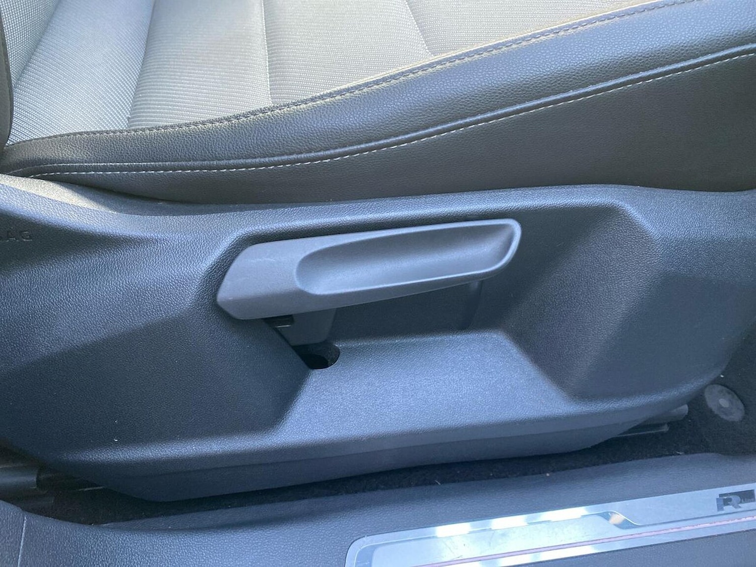 Used Volkswagen Tiguan 2018 for sale - 77019479: Photo 32