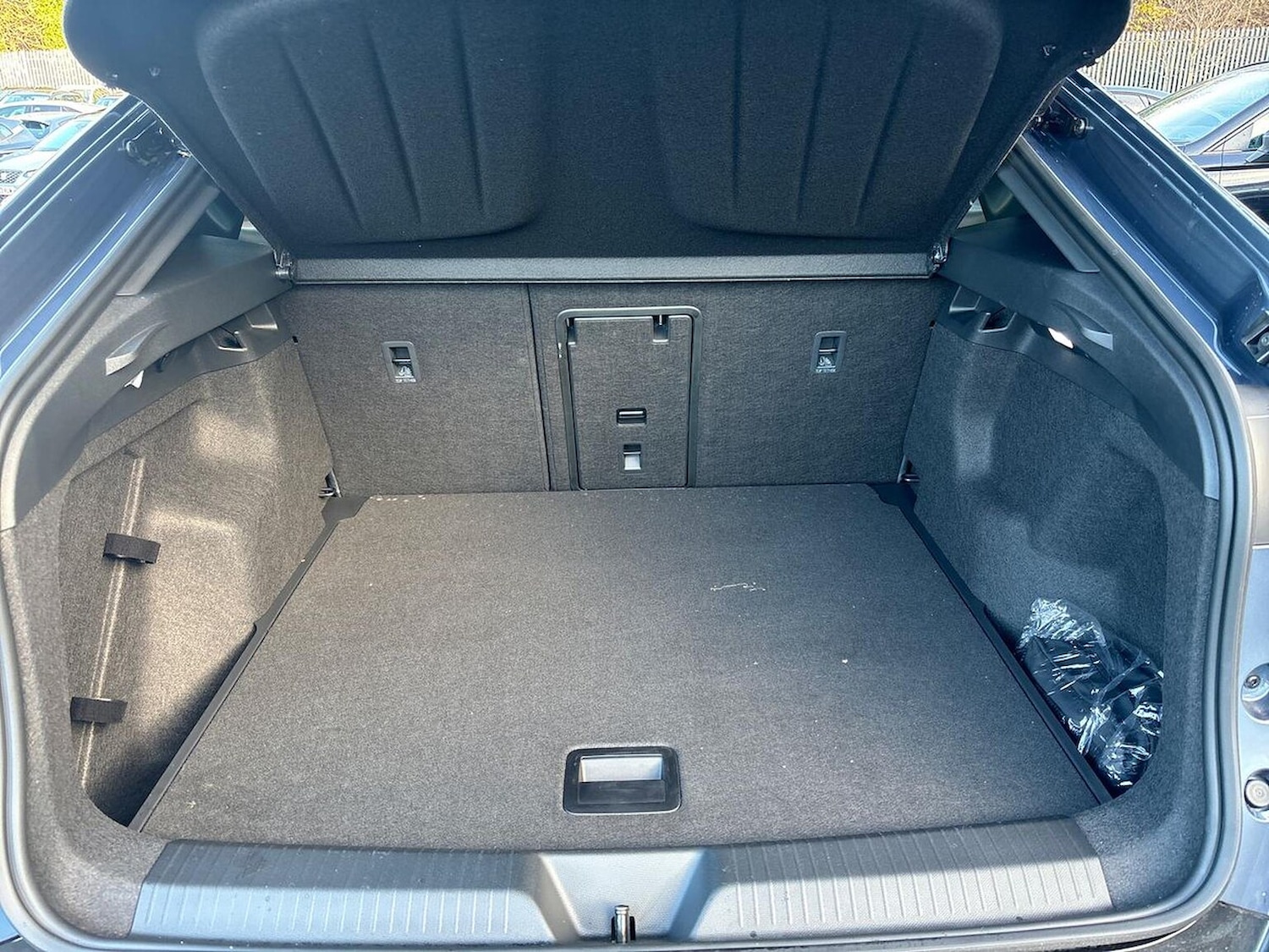 Used Cupra Tavascan 2025 for sale - 76893242: Photo 17