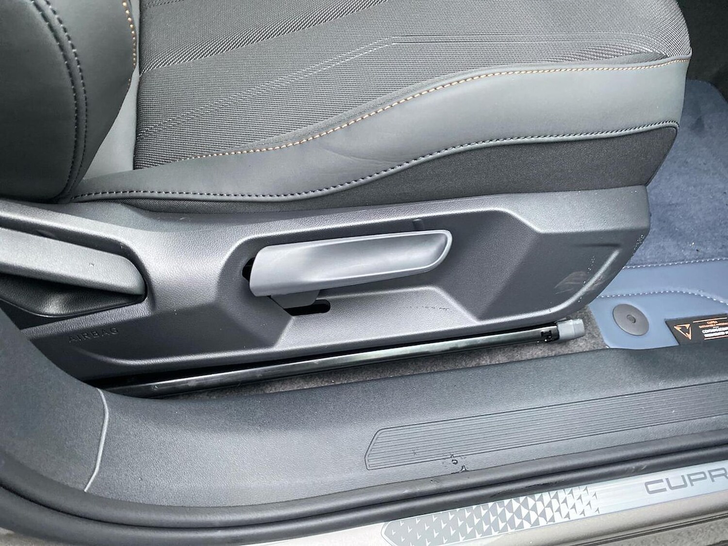 Used Cupra Tavascan 2025 for sale - 77488349: Photo 32