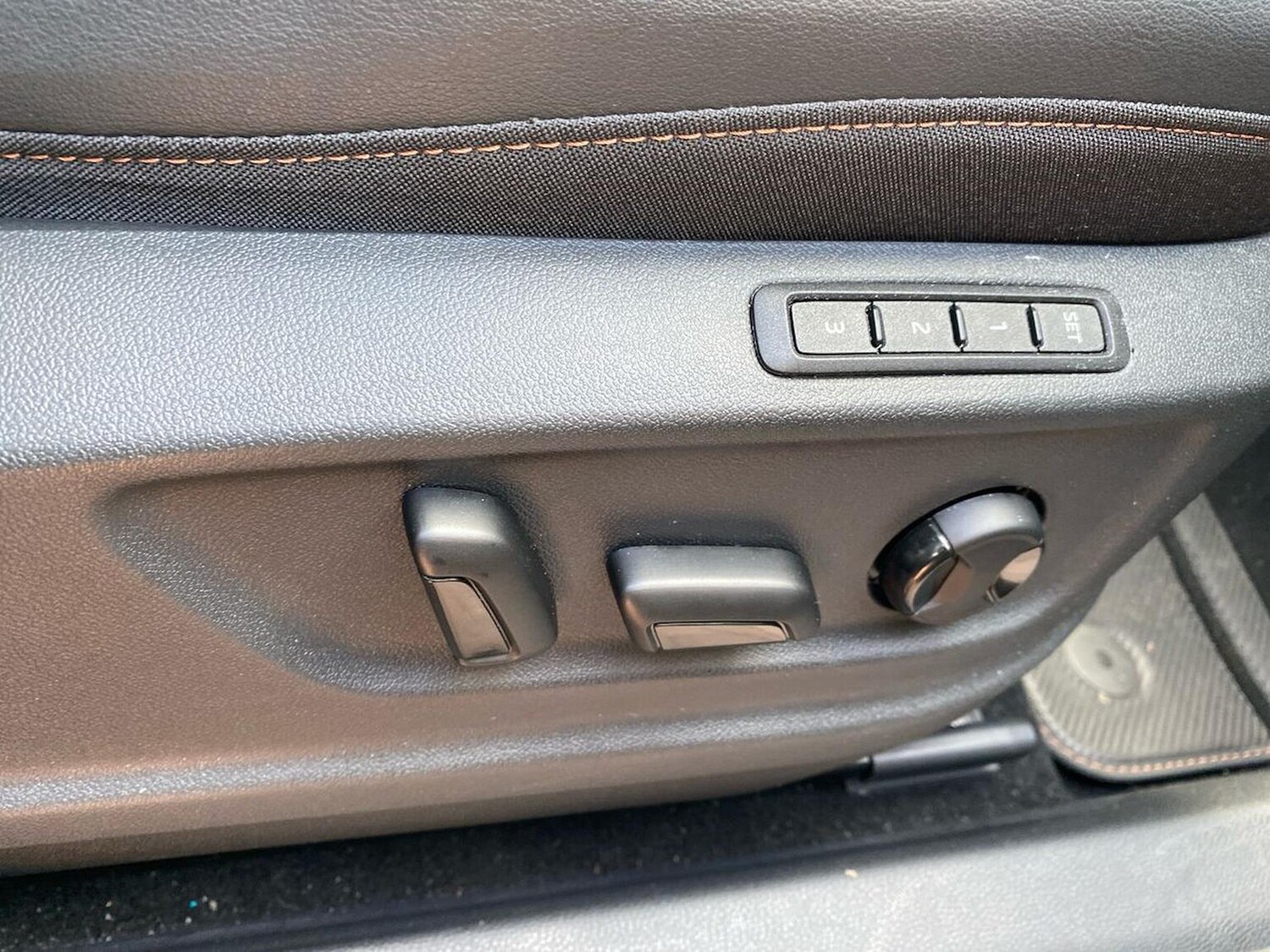 Used Cupra Ateca 2025 for sale - 76735588: Photo 32