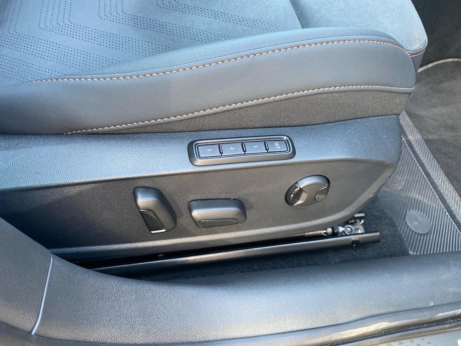 Used Cupra Leon 2026 for sale - 78195837: Photo 30