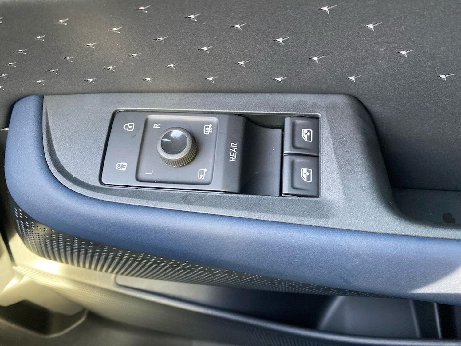 Used Cupra Tavascan 2025 for sale - 76906299: Photo 21