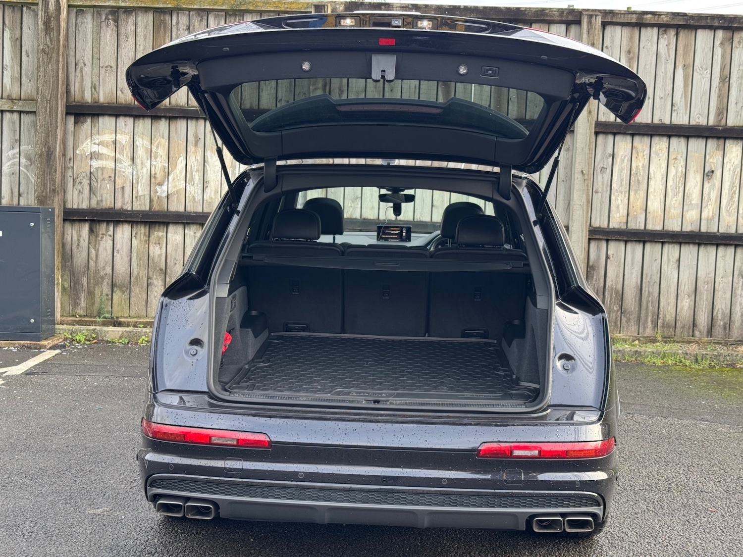 Used Audi Q7 2018 for sale - 76521248: Photo 11