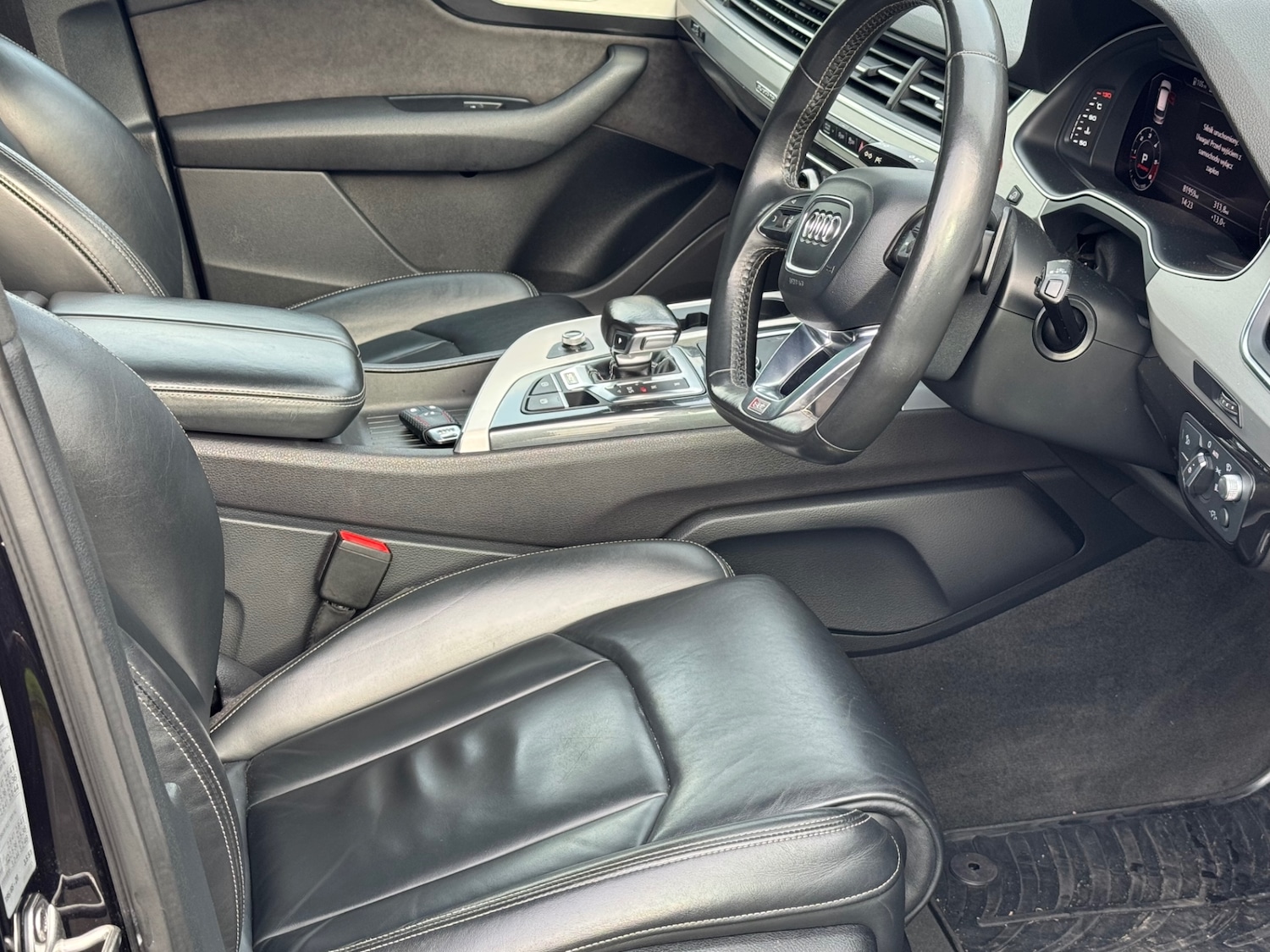 Used Audi Q7 2018 for sale - 76521248: Photo 9