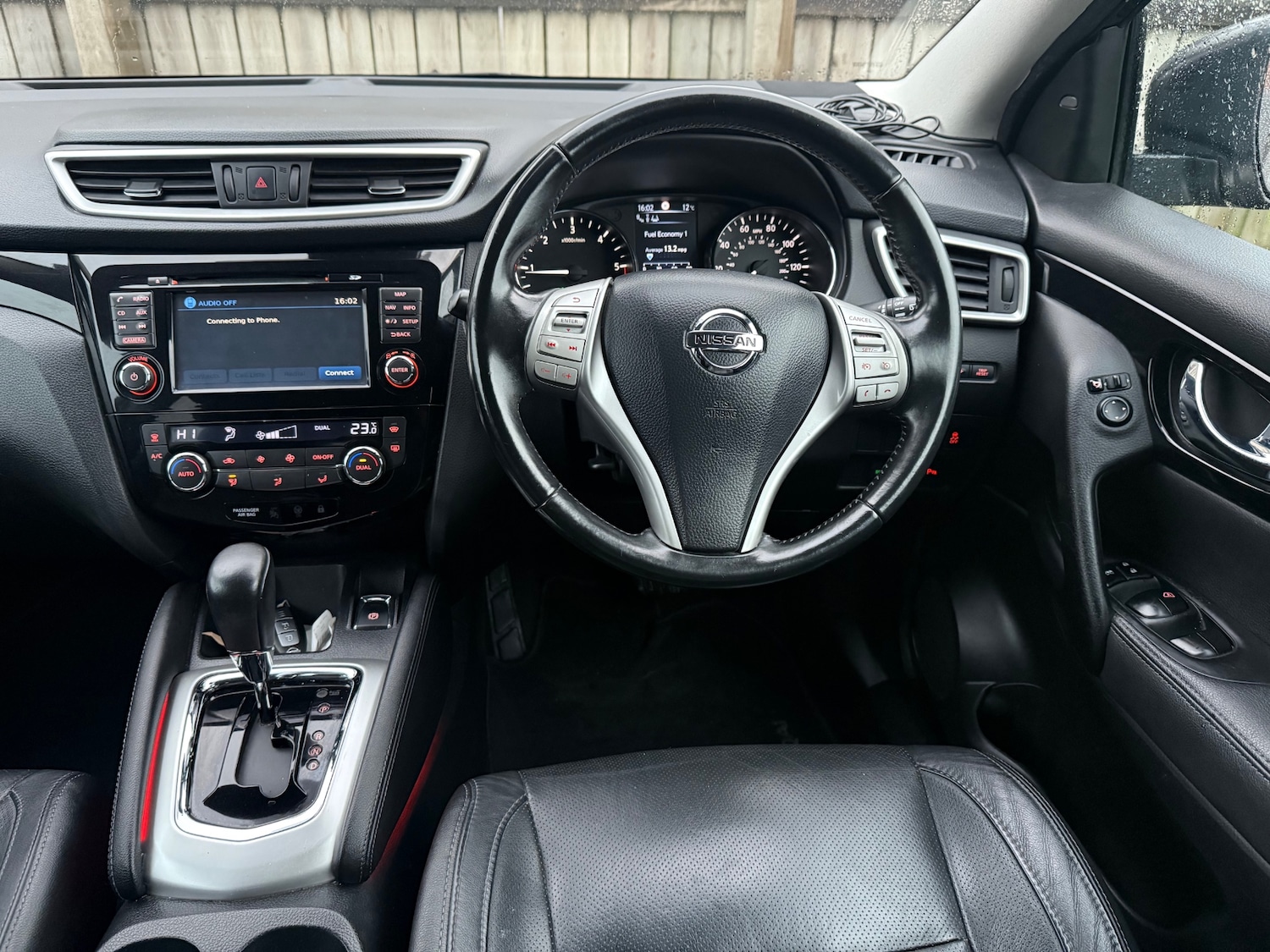 Used Nissan Qashqai 2014 for sale - 76722433: Photo 17