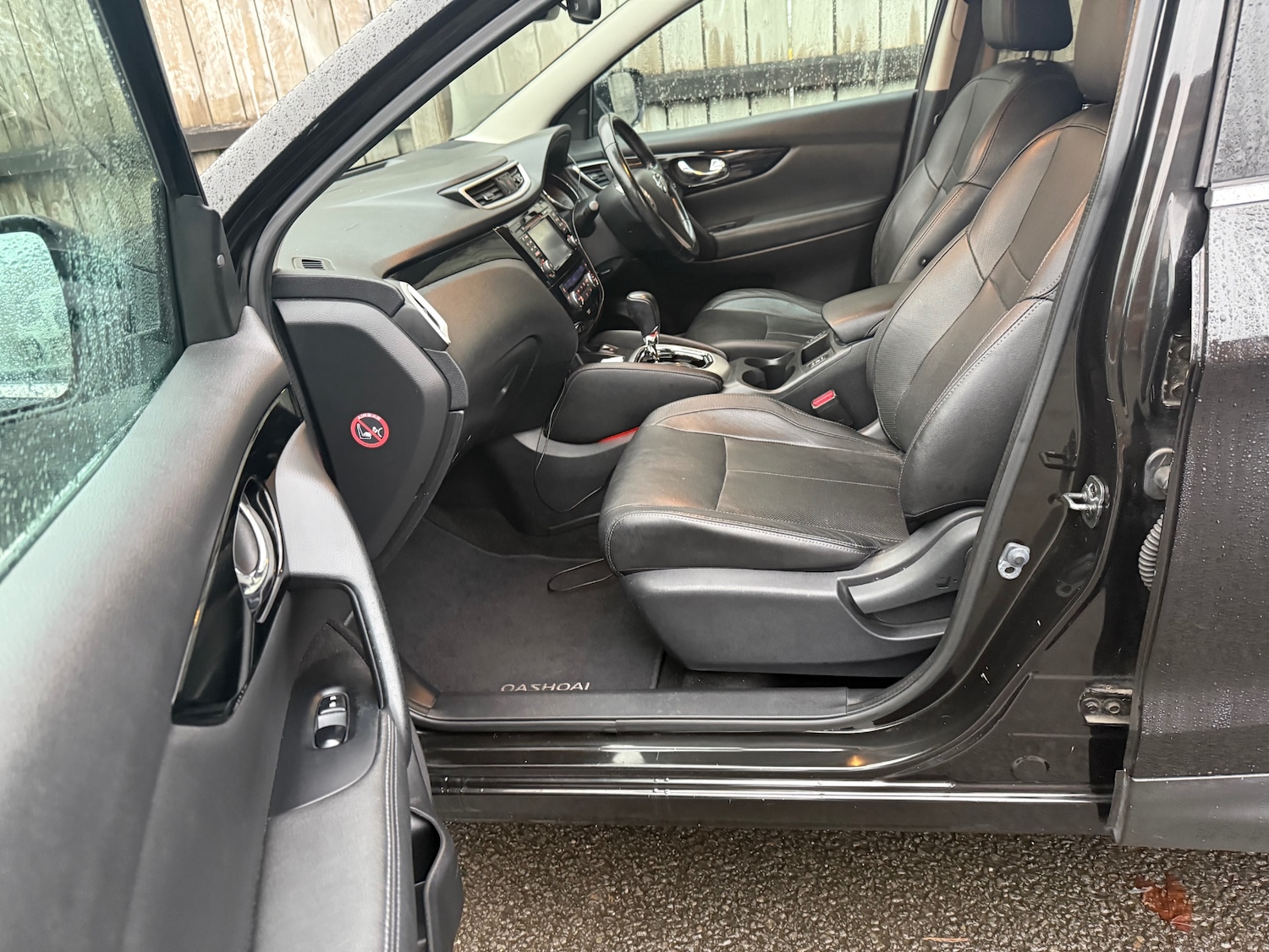 Used Nissan Qashqai 2014 for sale - 76722433: Photo 23