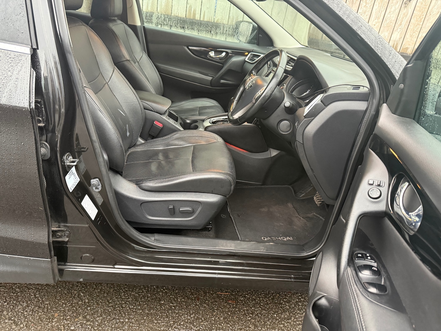 Used Nissan Qashqai 2014 for sale - 76722433: Photo 26