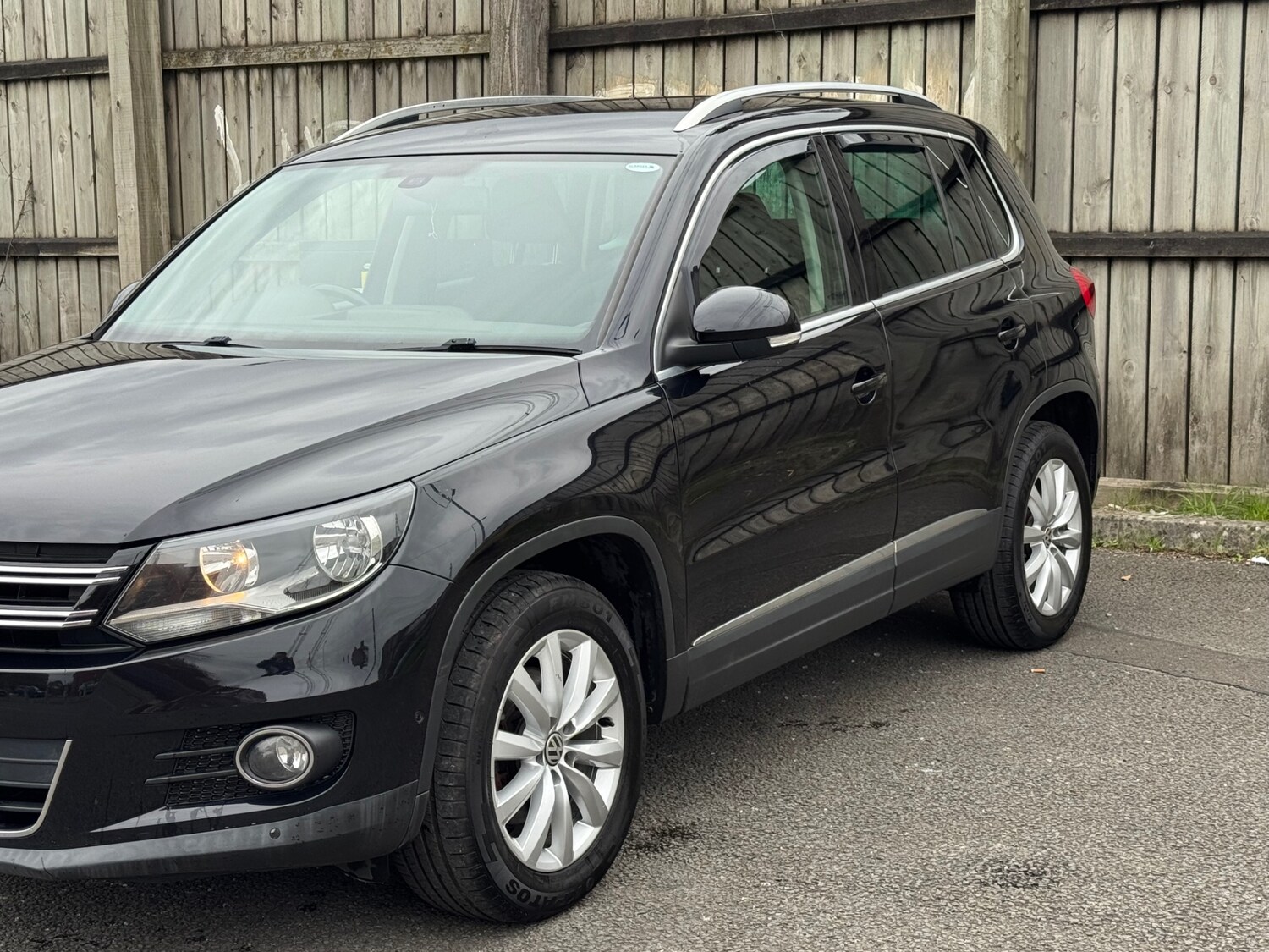 Used Volkswagen Tiguan 2014 for sale - 76352719: Photo 4