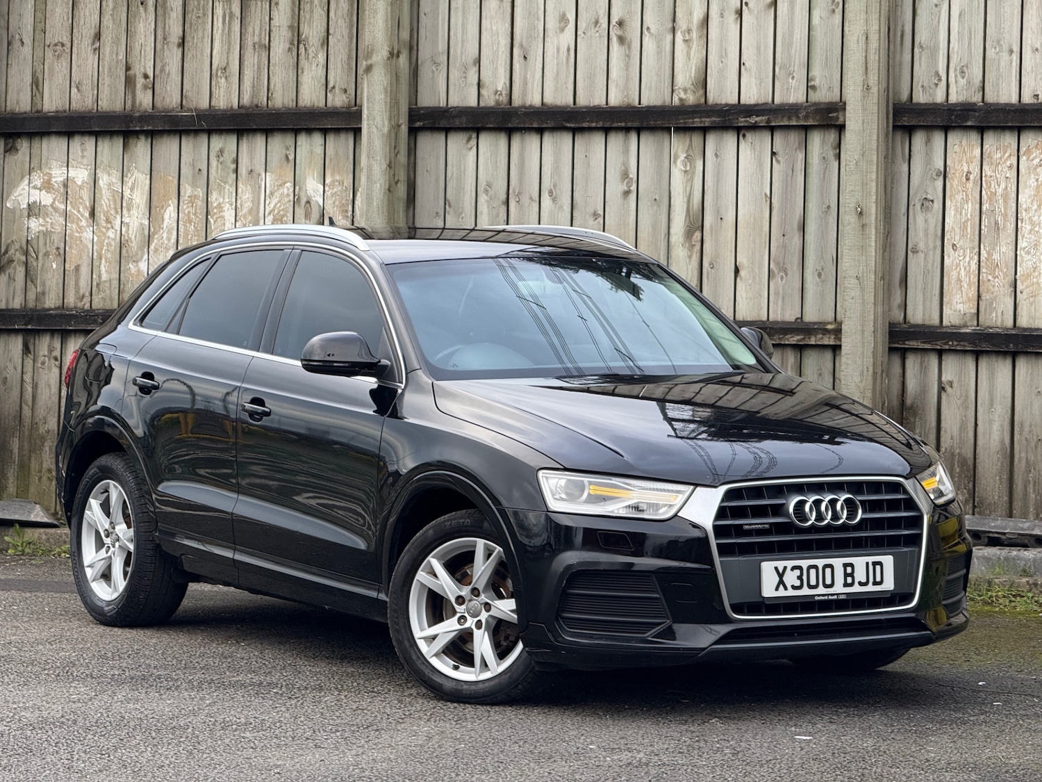 Used Audi Q3 2015 for sale - 77610663: Photo 2