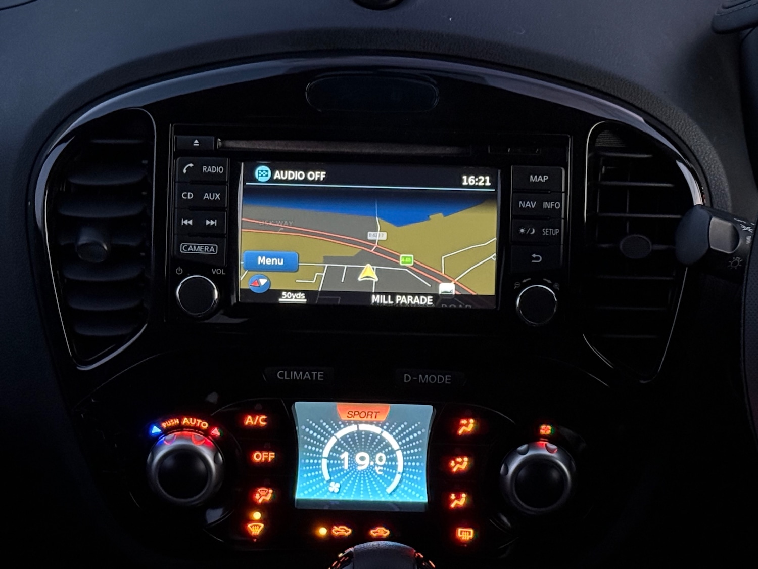 Used Nissan Juke 2014 for sale - 76924707: Photo 21