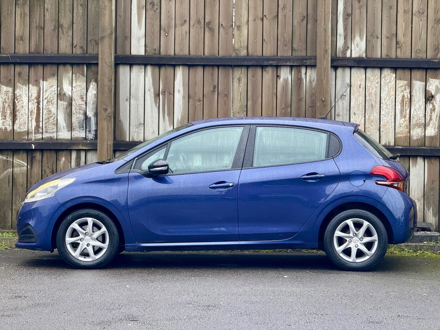 Used Peugeot 208 2015 for sale - 77423752: Photo 5