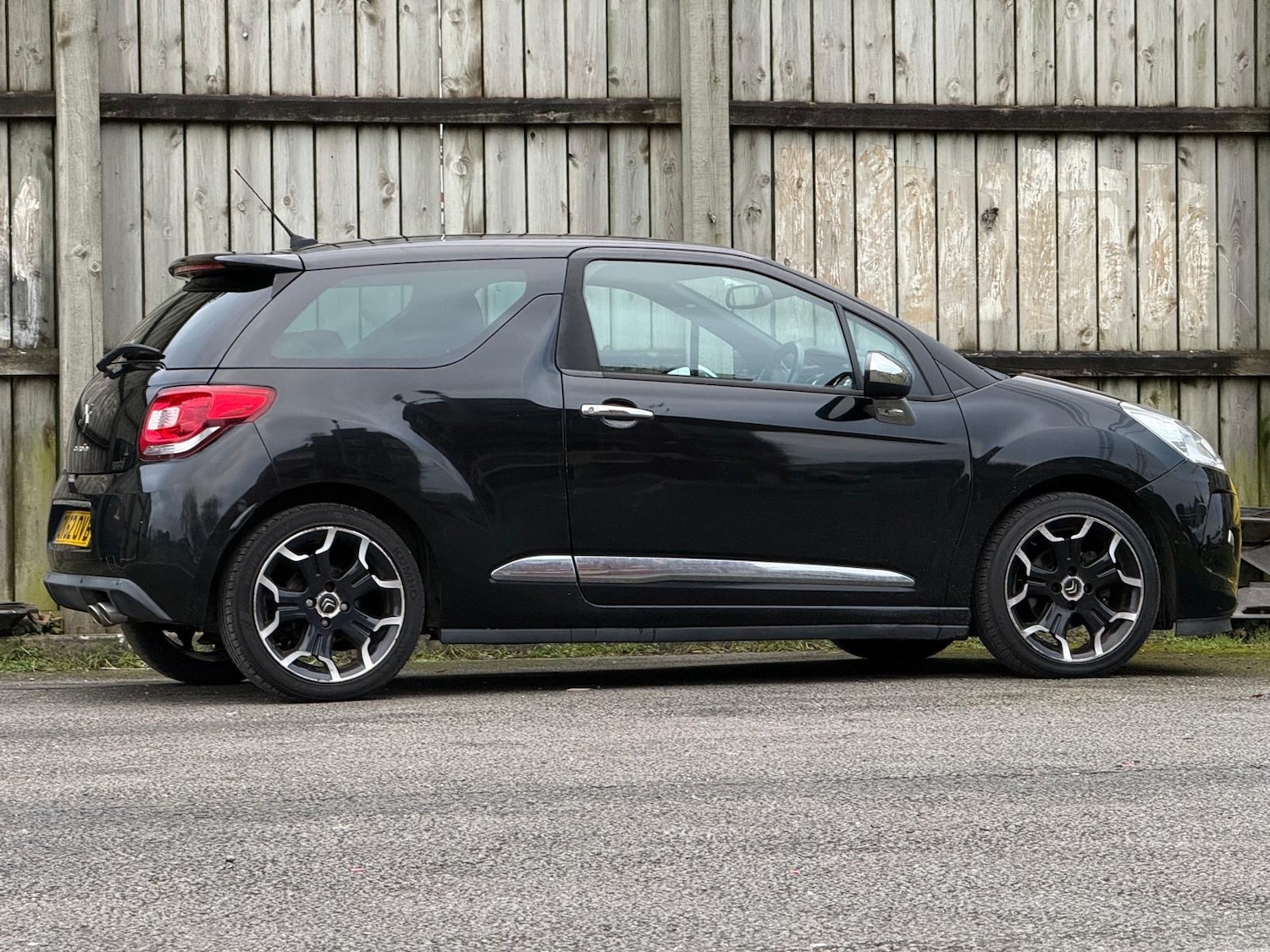 Used Citroen DS3 2012 for sale - 77611361: Photo 3