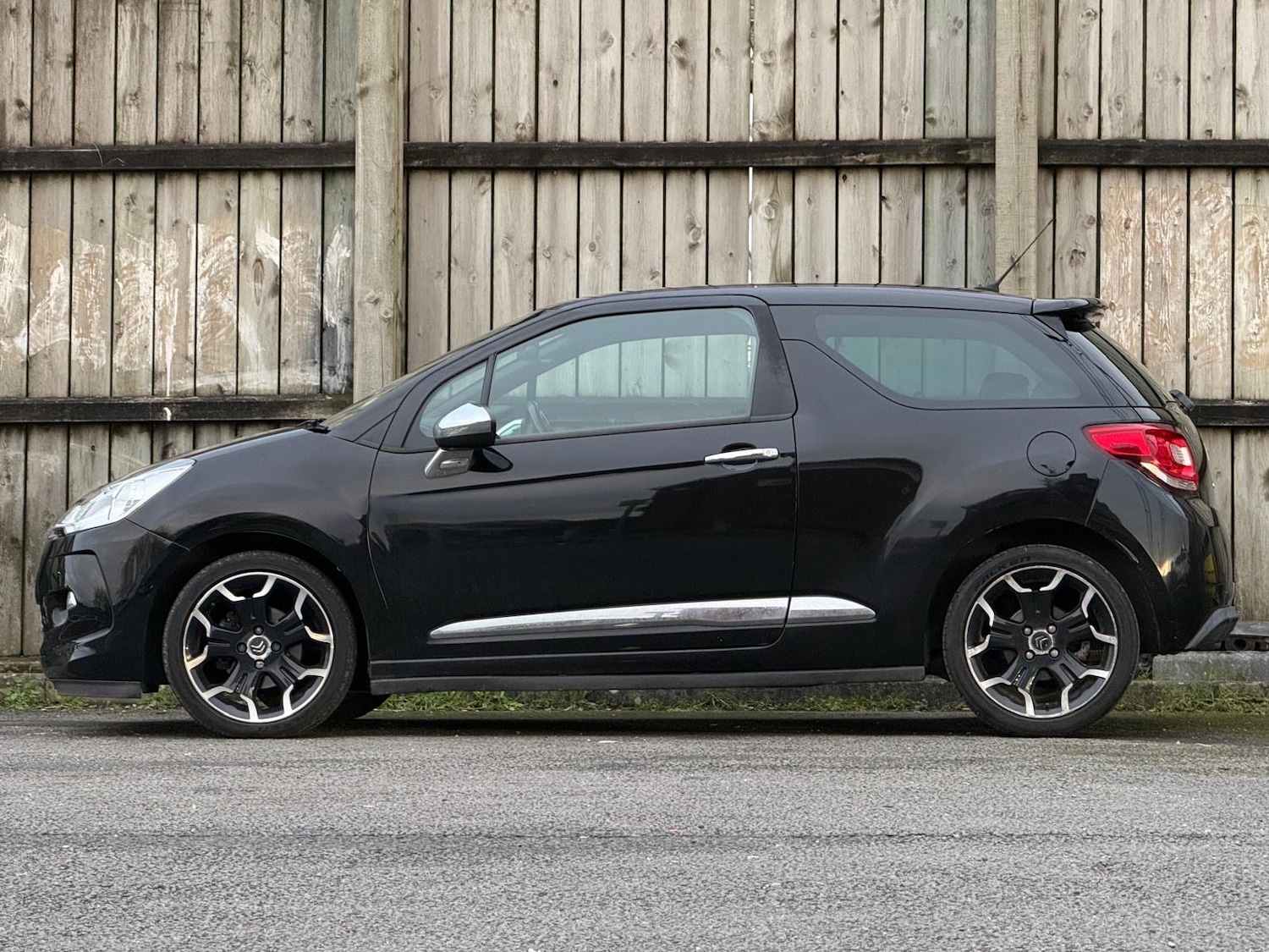 Used Citroen DS3 2012 for sale - 77611361: Photo 4