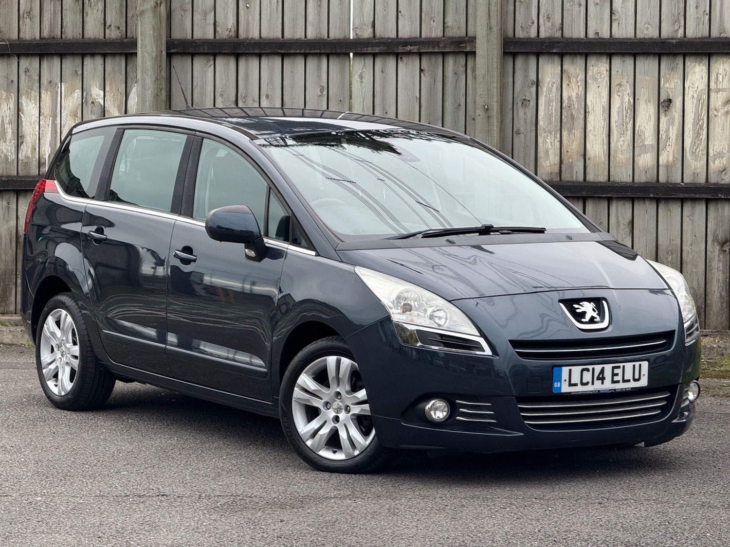 Used Peugeot 5008 2014 for sale - 76355692: Photo 1