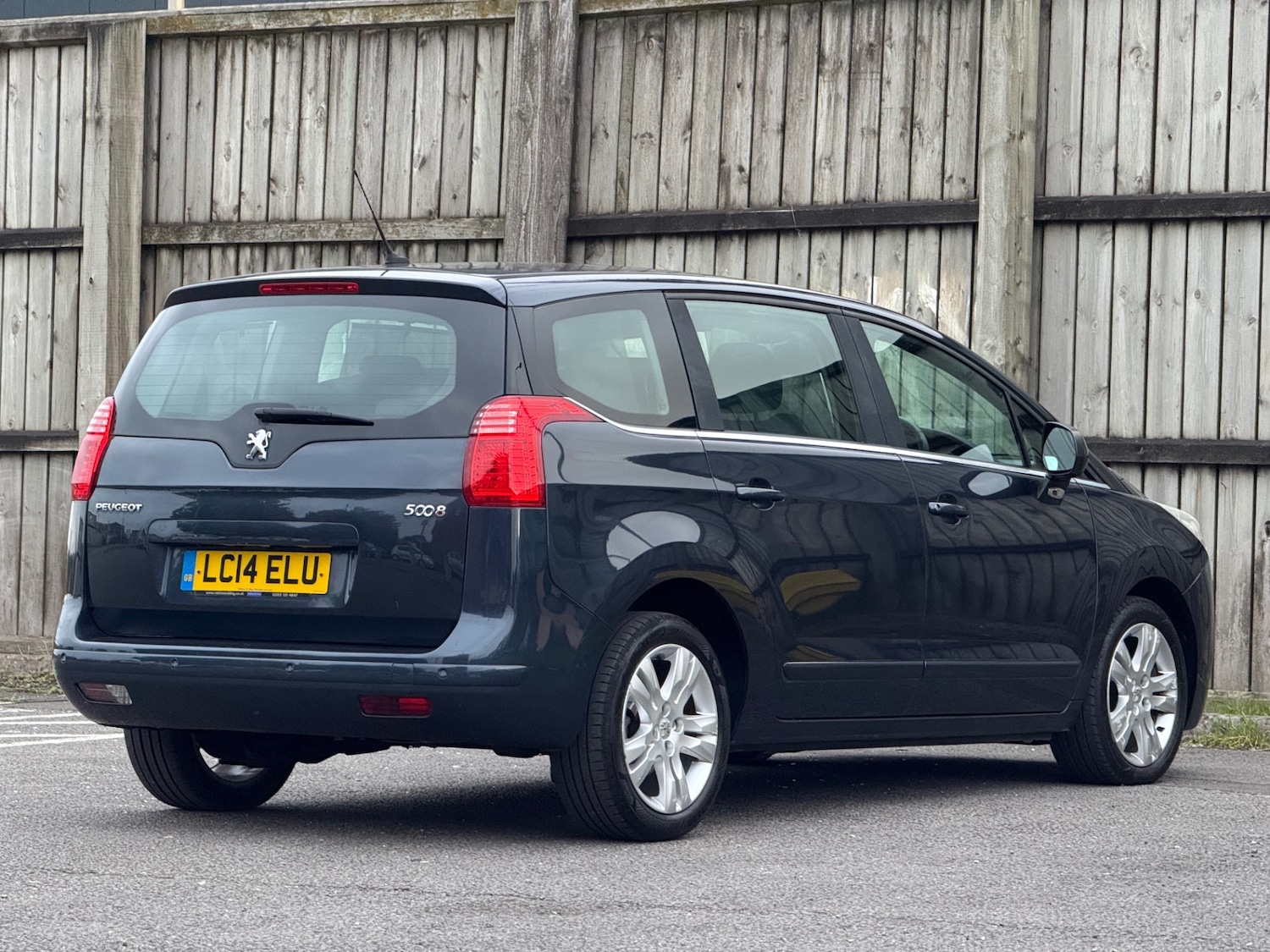 Used Peugeot 5008 2014 for sale - 76355692: Photo 10