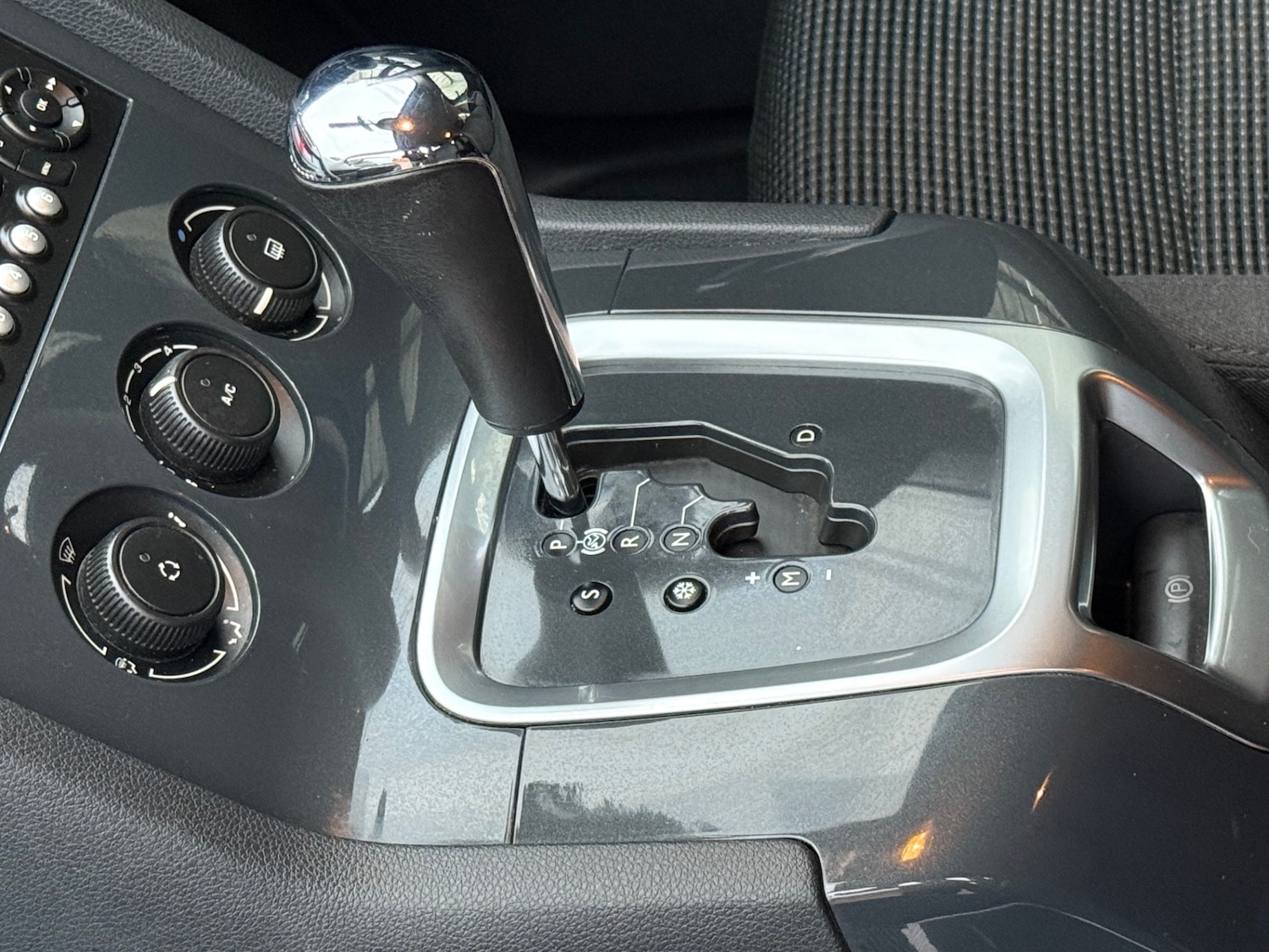 Used Peugeot 5008 2014 for sale - 76355692: Photo 28