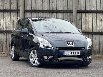 Used Peugeot 5008 2014 for sale - 76355692: Photo