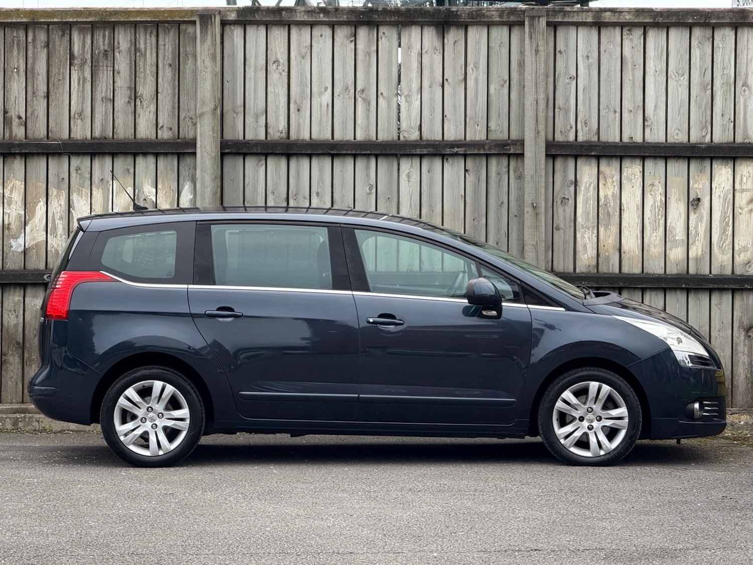 Used Peugeot 5008 2014 for sale - 76355692: Photo 3