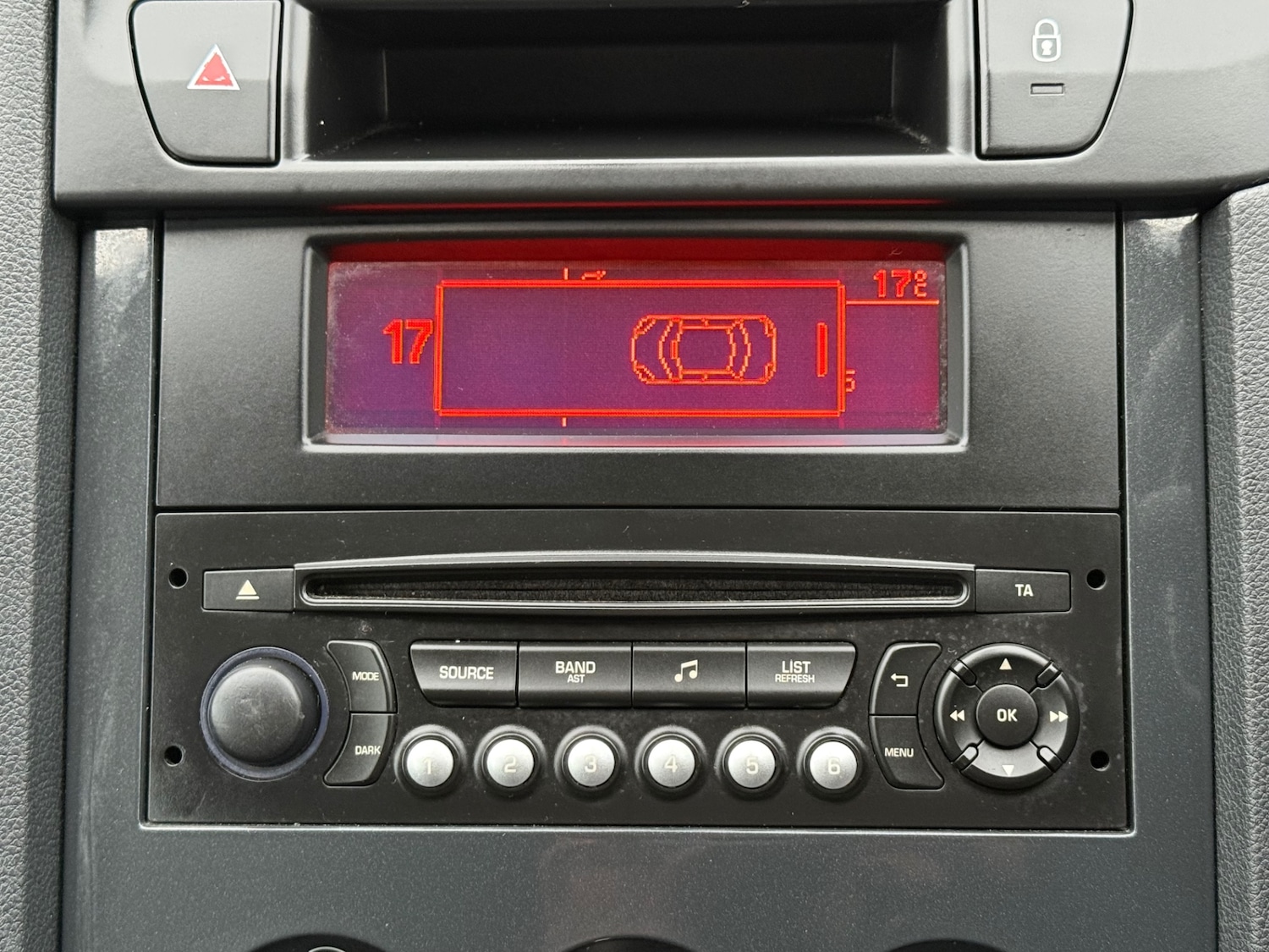 Used Peugeot 5008 2014 for sale - 76355692: Photo 37