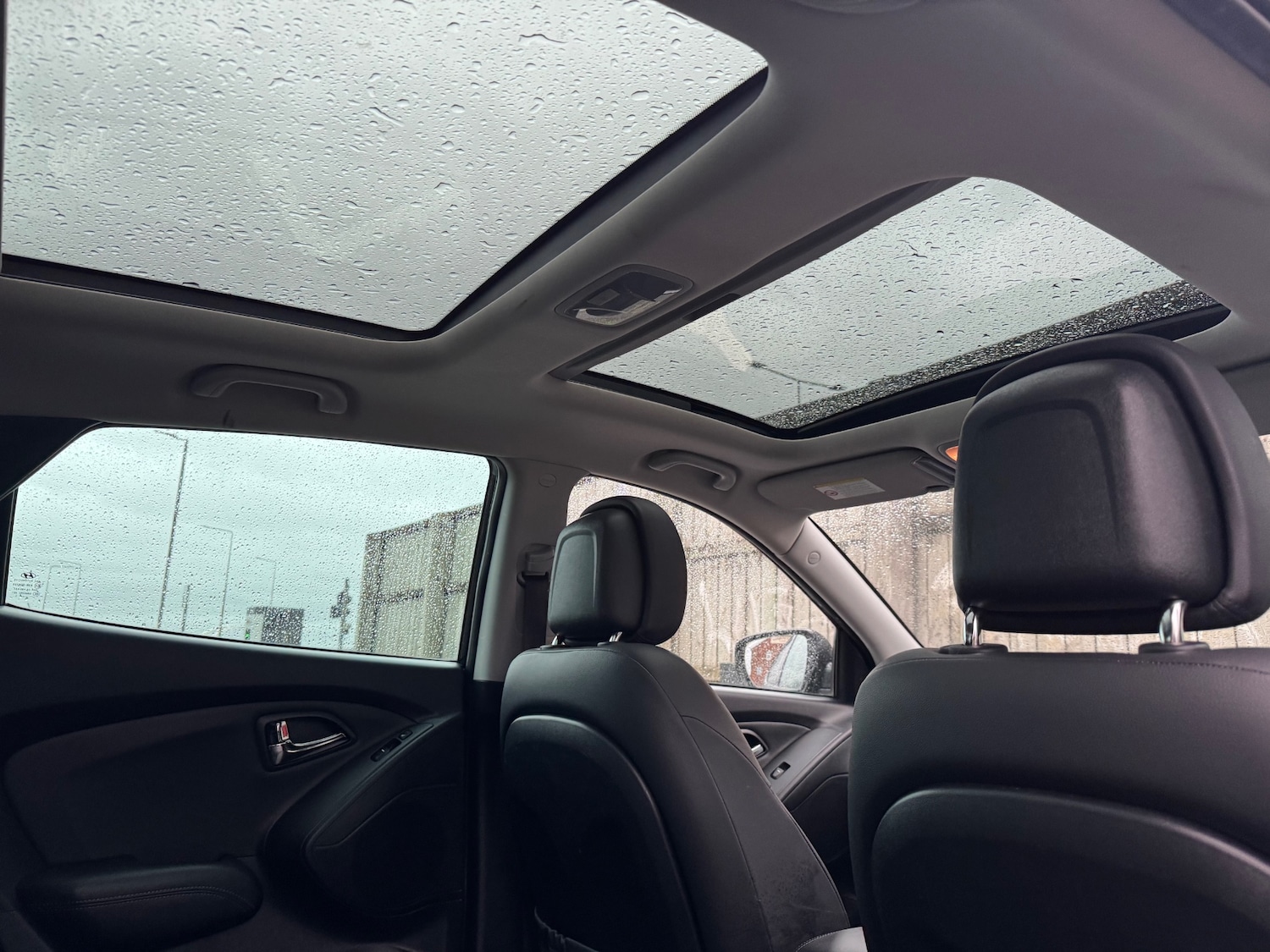 Used Hyundai Ix35 2011 for sale - 76577524: Photo 11